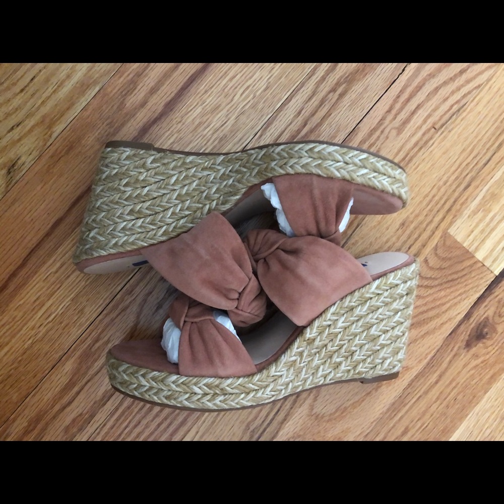 NWT Stuart Weitzman Sarina Wedge Sandal
